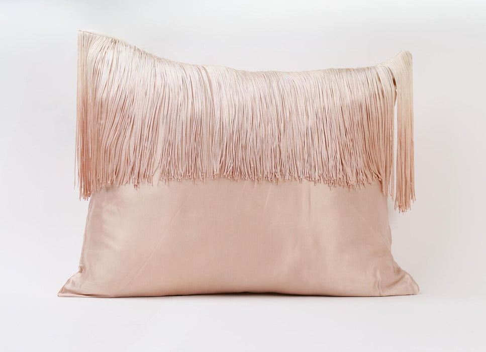 Tulū Pillow